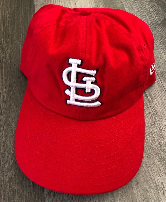 NWOT 2000 – 2001 Red St Louis Cardinals New Era Low Profile Fitted Cap SZ 7 1/8