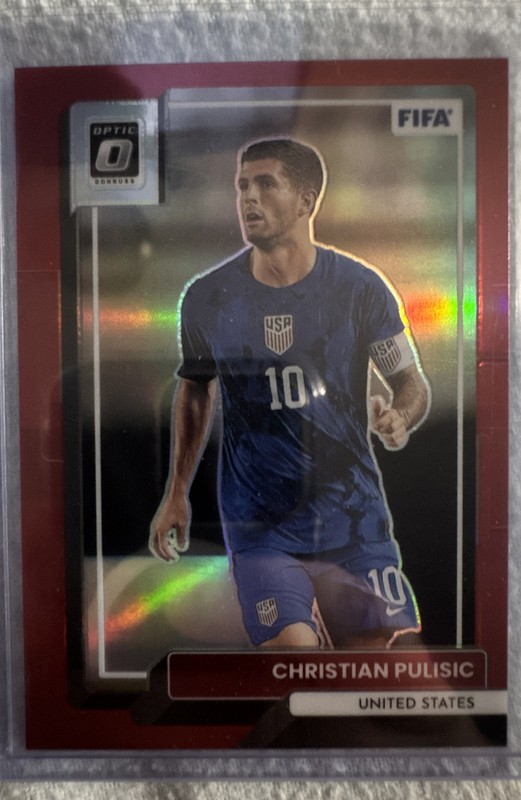 2022-23 Panini Donruss – Christian Pulisic #169 Optic Red Prizm /165