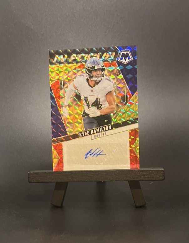 Kyle Hamilton 2025 Panini Mosaic Red Yellow Choice Fusion In Focus Auto Ravens