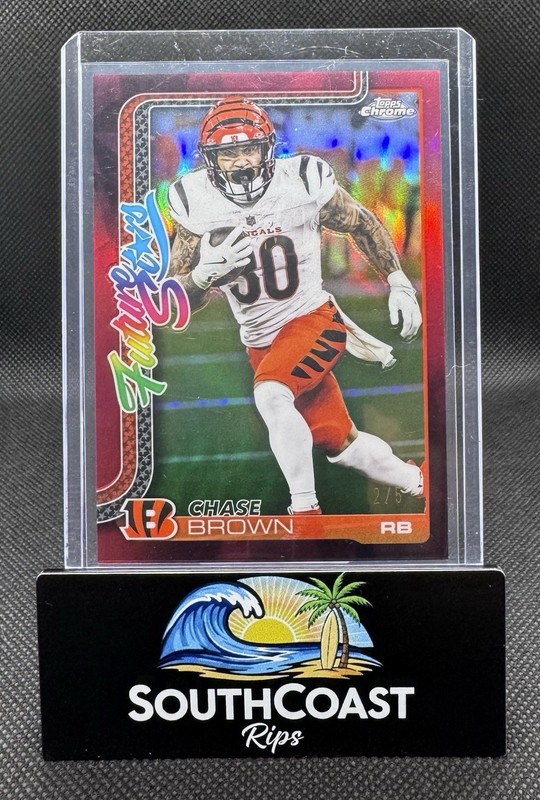 2025 Topps Chrome Chase Brown #FS-13 Future Stars Red Refractor 2/5