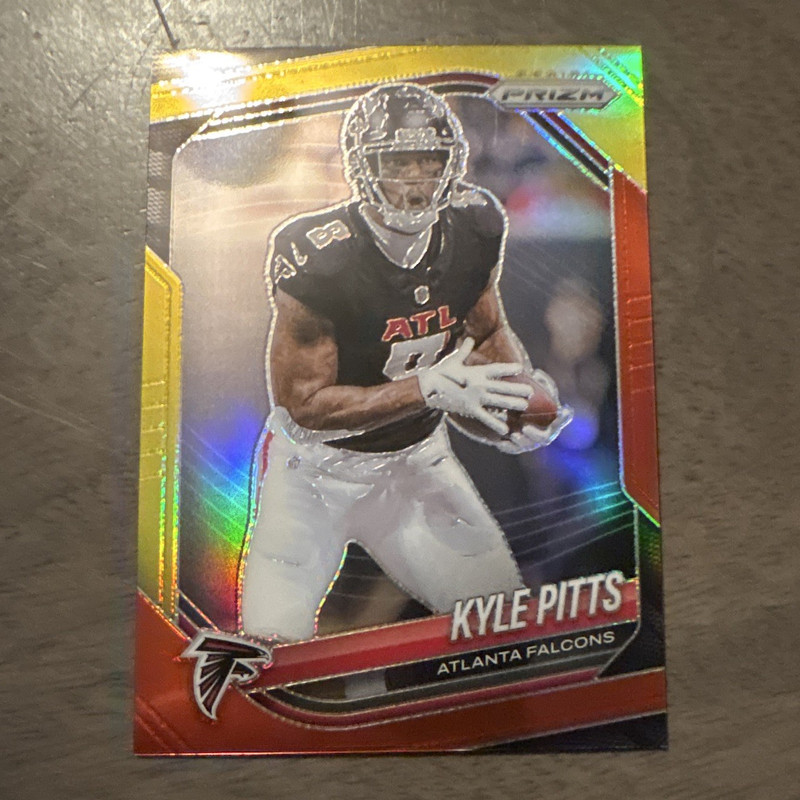 Panini 2025 Prizm Kyle Pitts Red & Yellow Prizm #222 Falcons /44