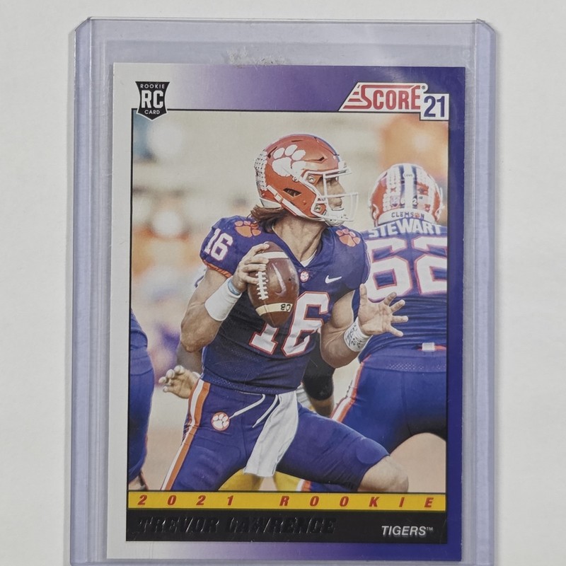 2021 Score – 1991 Throwback Rookies Trevor Lawrence #TB1 (RC)