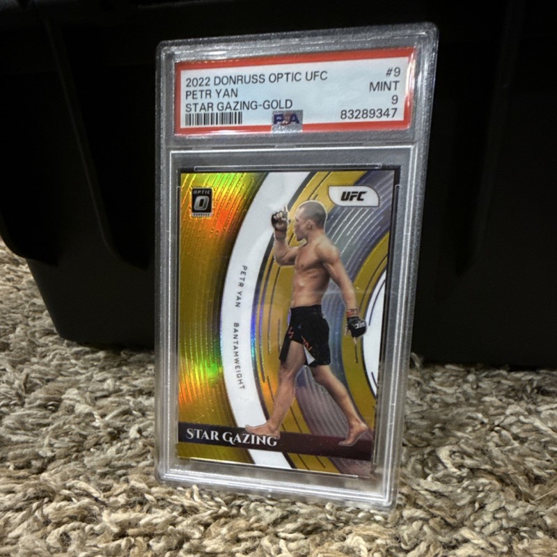 Panini 2022 Donruss Optic UFC Petr Yan Star Gazing Gold #9 PSA 9 02/20