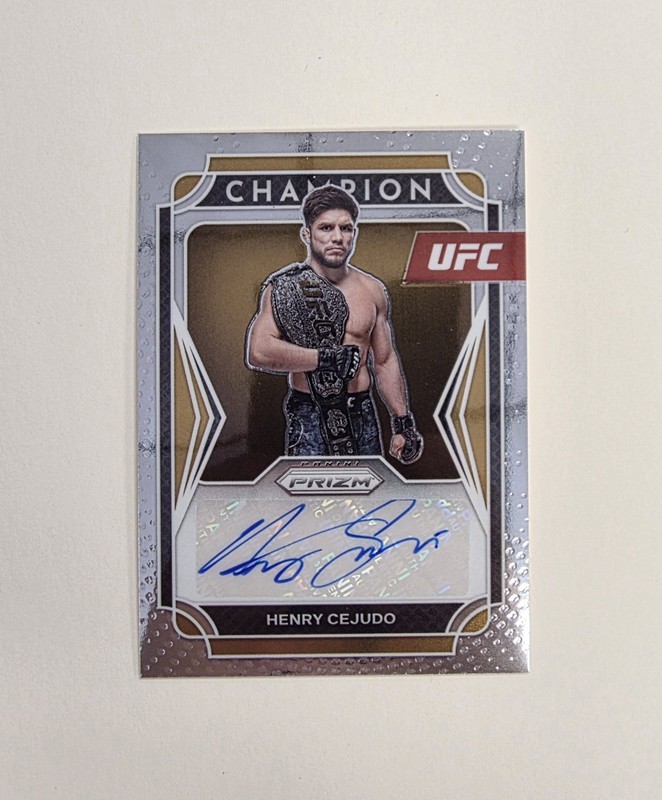 2022 Panini Prizm UFC Henry Cejudo Champion Signatures Auto #CS-HCJ