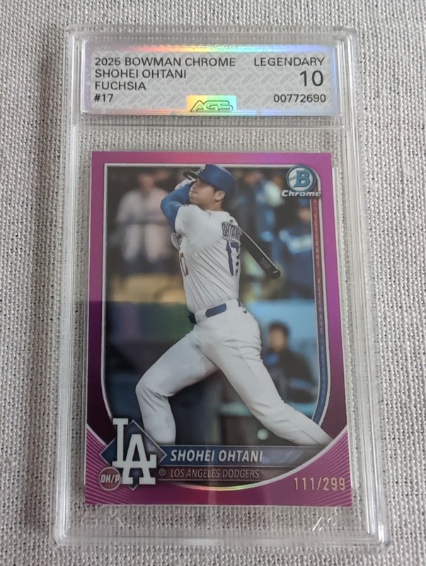 2025 Bowman Chrome Shohei Ohtani Fuchsia #17 AGS Legendary 10