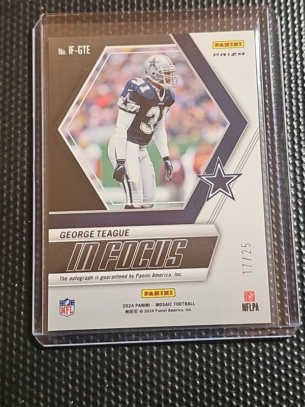 GEORGE TEAGUE 2024 PANINI MOSAIC GREEN IN FOCUS SIGNATURES Auto SN# /25 DALLAS gallery