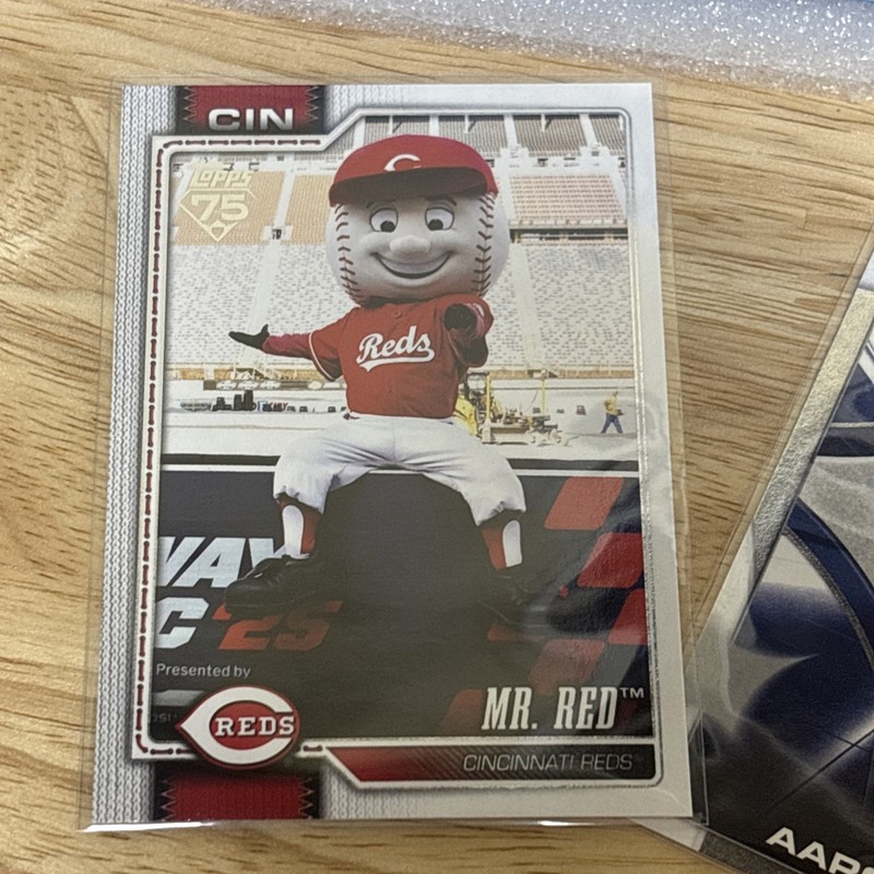 2026 Topps Celebration "Pick your Card" Inserts,8-Bit,Perennial,Game Day,Mascots gallery