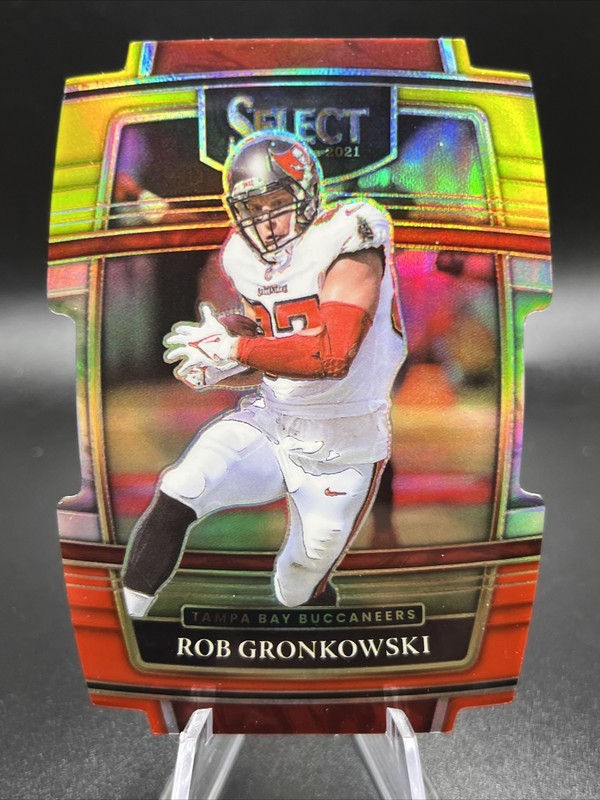 2021 Panini Select ROB GRONKOWSKI YELLOW & RED DIE CUT CONCOURSE PRIZM #32