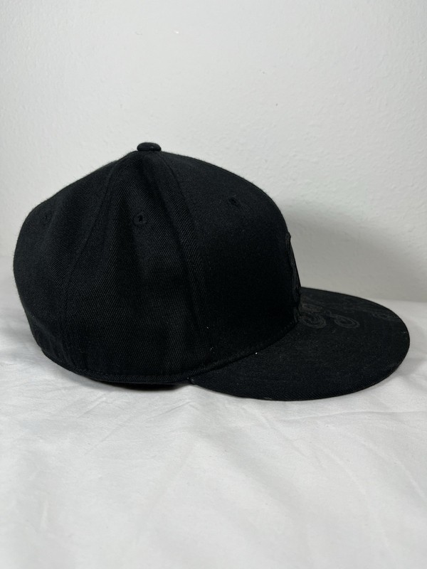 Official NFL Packers Team Reebok Aparrel Flex Fit Black On Black Y2K SIZE L / XL gallery
