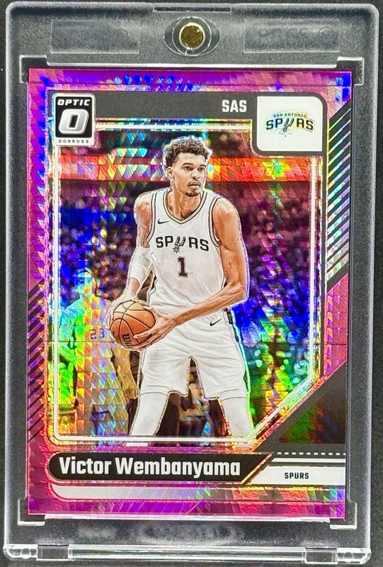 Victor Wembanyama RARE PINK HYPER REFRACTOR INVESTMENT CARD PANINI SSP MINT