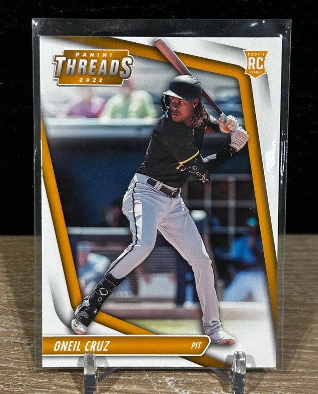 2022 Panini Chronicles – Oneil Cruz #2 (RC) Pirates Rookie