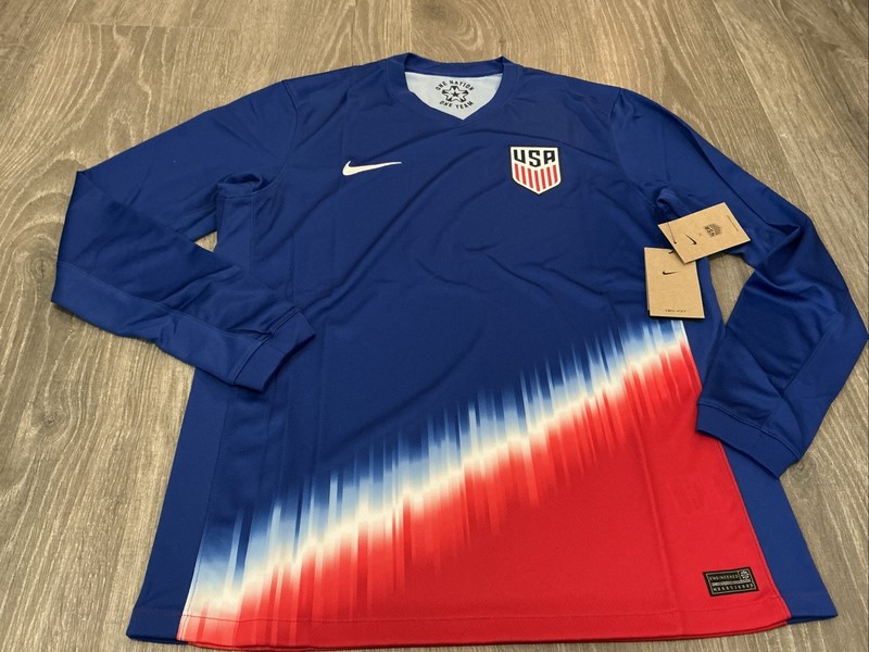 Nike United States USA Long Sleeve Jersey Blue/Red Men’s Size: XL NWT Dri-Fit