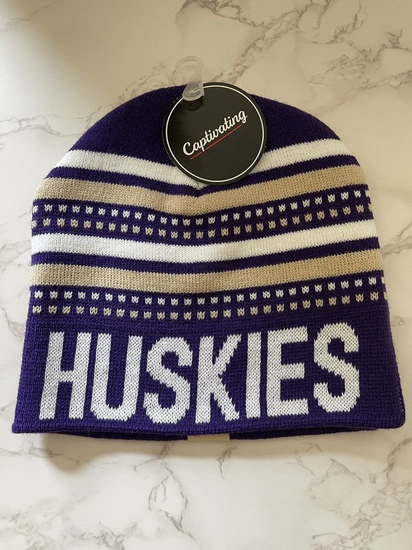 Captivating Brand Washington Huskies Winter Knit Hat Beanie New NWT NHL Purple