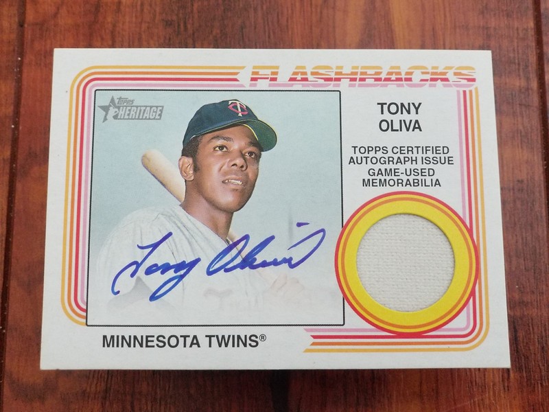 Tony Oliva 2023 Topps Heritage Flashbacks Game-Used Relic & Auto Card – #01/25
