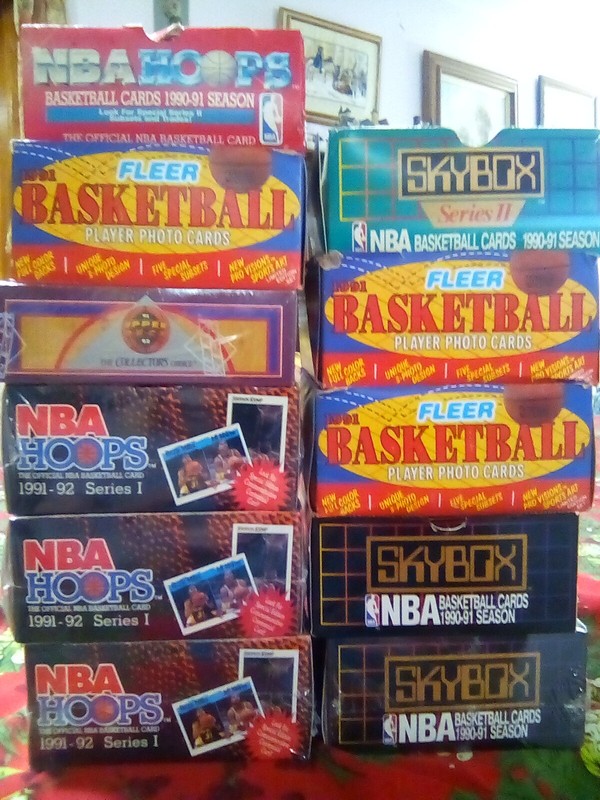 Huge Bulk Lot of 100 Unopened Old Vintage NBA Basketball Cards in Wax Packs NEW