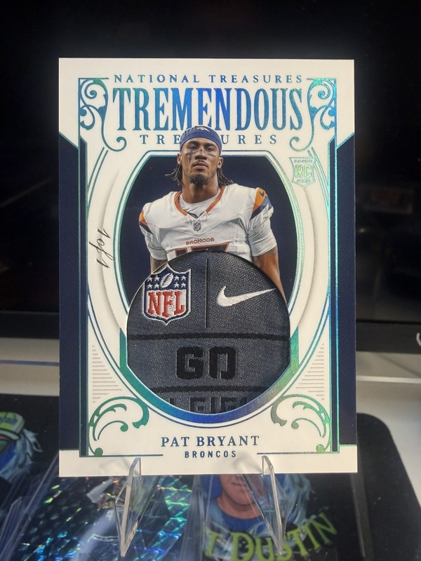 2025 Panini National Treasures Pat Bryant RC Laundry Tag Logo Swoosh Patch 1/1