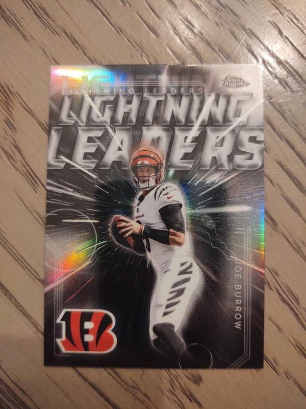2025 Topps Chrome Joe Burrow LIGHTNING LEADERS Insert LL-1 SSP!!! CASE HIT!!!