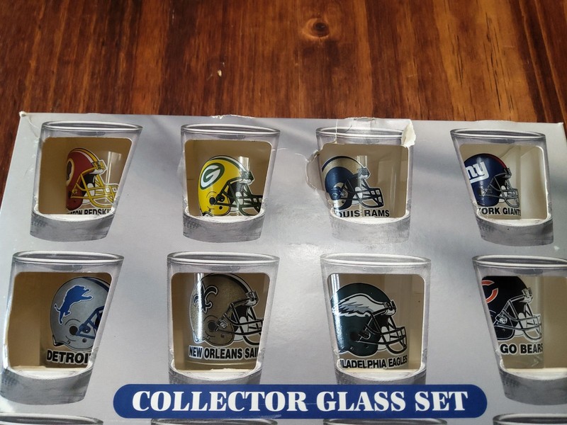 Hunter NFL Shot Glasses, Collector Set Team NFL AFC/NFC Football, 32 Teams gallery