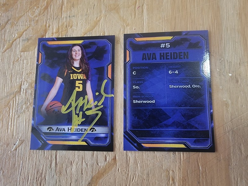 Ava Heiden Custom Signed card Iowa Hawkeyes FREE SHIPPING📬