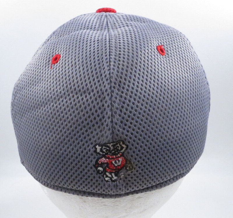 On Top of the World One Fit Wisconsin Badgers One Size Fitted Hat Football Gray gallery