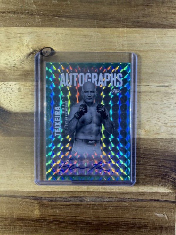 2025 Topps Chrome UFC Aqua Geometric Refractor Auto Glover Teixeira