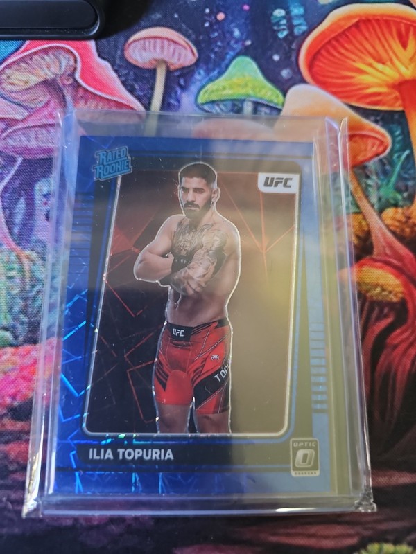 2022 Panini Donruss Optic UFC – Rated Rookie Ilia Topuria #110 Blue Velocity