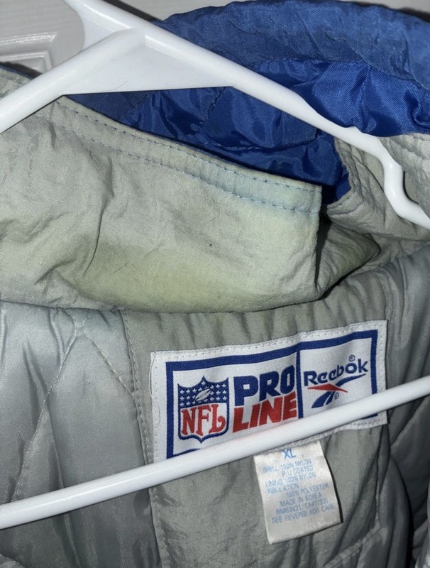 Vintage Detroit Lions Reebok NFL ProLine Puffer Jacket Size XL W/Hood See Detail gallery