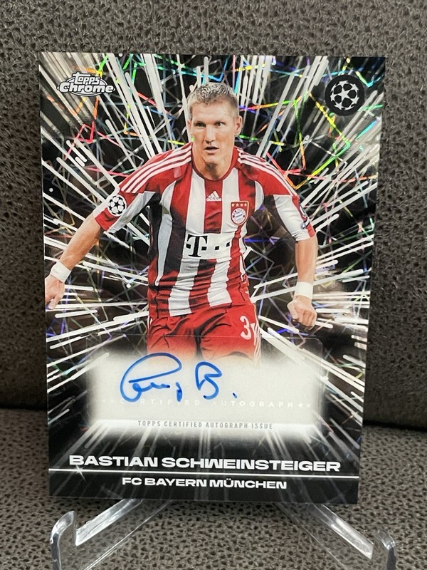 🔥Bastian Schweinsteiger 2025-26 Topps Chrome UCC Black Lazer Auto Bayern M