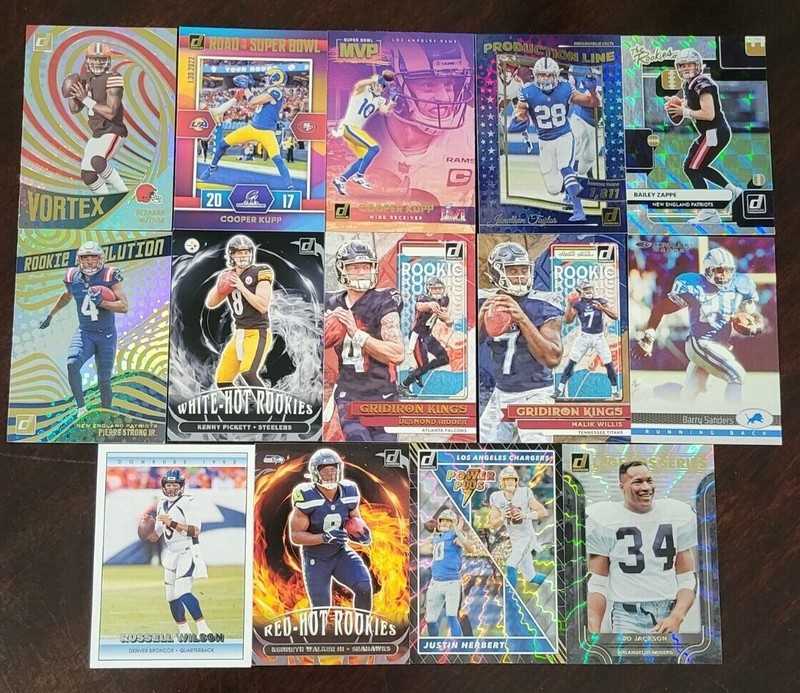 2022 Donruss Football INSERTS Inducted – Vortex with Rookies You Pick the Card