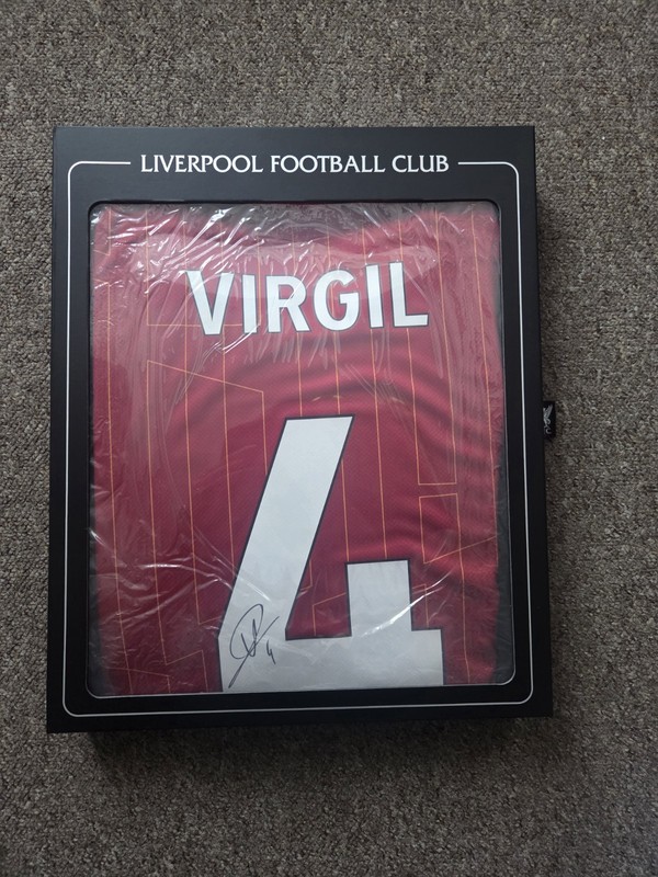 Virgil Van Dijk Signed 2024/25 Official Liverpool Home Shirt – Liverpool COA